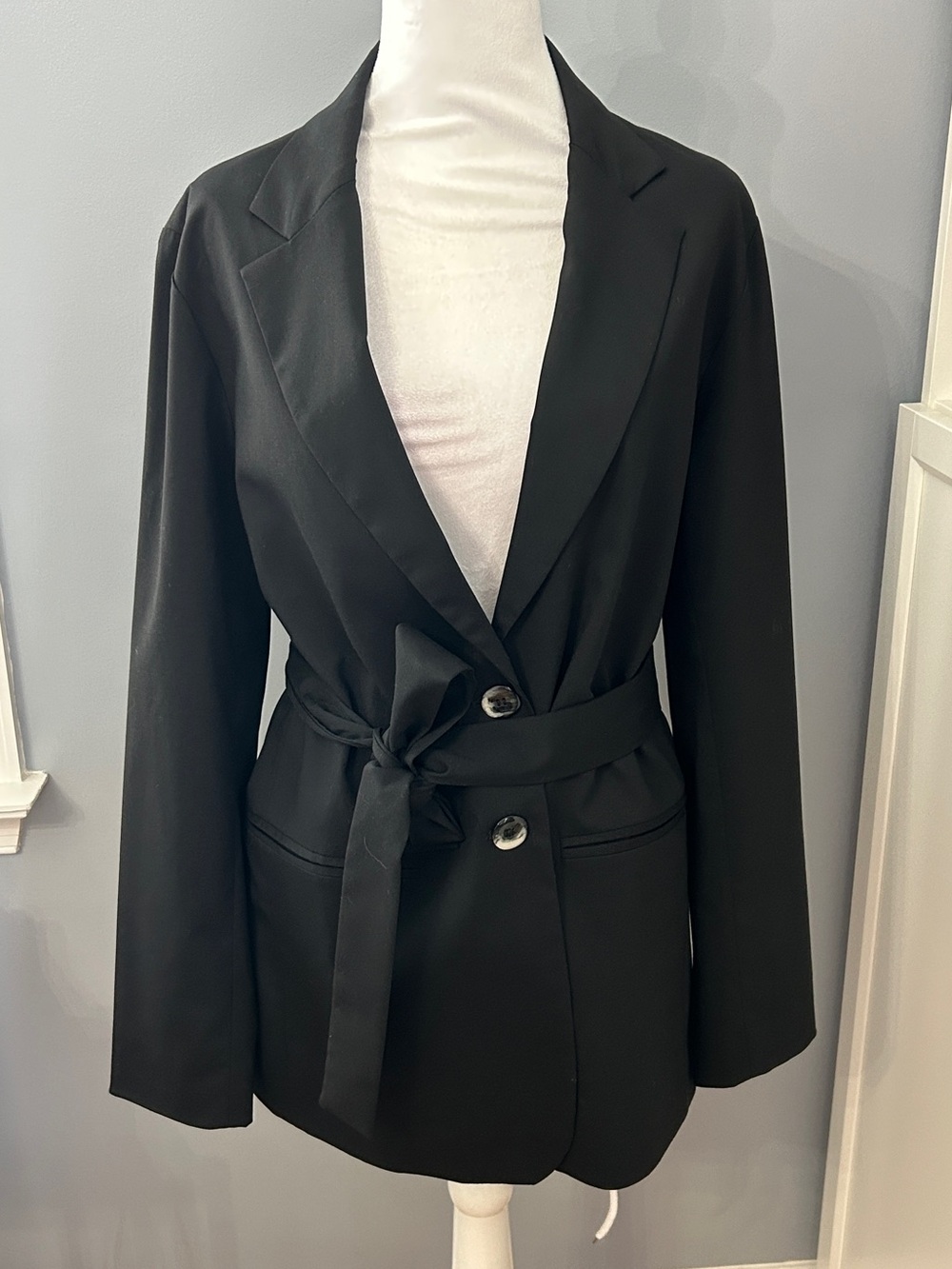 Momonì Italian Black Belted Wool Blend Blazer Jacket Size IT 46 US 10 L TieWaist